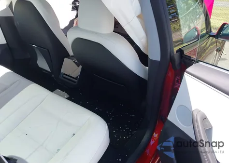 2025 Tesla Model 3 Long Range Rear-Wheel Drive из США, поврежденный, VIN 5YJ3E1EA1SF066969